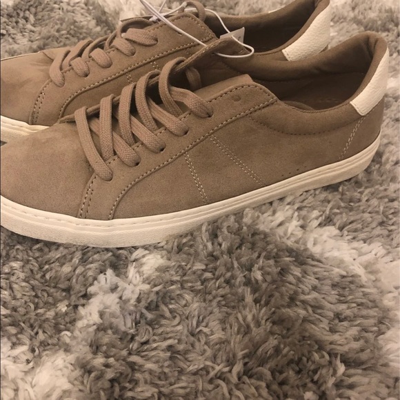 Old Navy 1994 Suede Court Sneakers - Picture 2 of 5